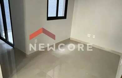 Imagem: O apartamento possui 2 Dormitórios, 2 Banheiros, 2 Vagas na