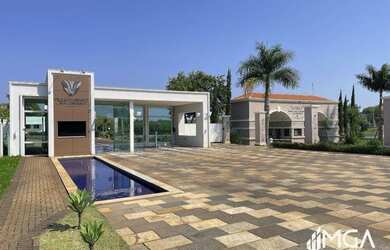 Imagem: O terreno possui 910m² de Área e está localizado em São