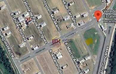 Imagem: O terreno possui 250m² de Área e está localizado em Loteamento