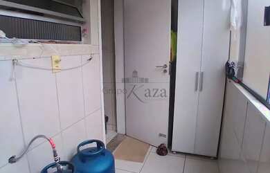 Imagem 9: Oportunidade - Apartamento - Bosque dos Eucaliptos - Edifício Vitor Hugo...