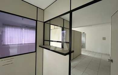 Imagem 6: Sala para alugar por R$ 1000.00, 40.00 m2 - CENTRO - JOINVILLE/SC