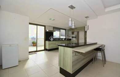 Imagem 8: Cobertura Exclusiva para Locação no Centro de Florianópolis