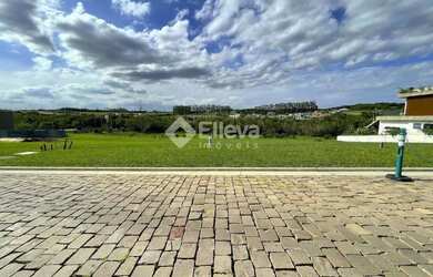 Imagem: O terreno possui 616m² de Área e está localizado em Morada