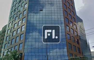 Imagem: O depósito possui 5 Vagas na garagem e 230m² de Área e está