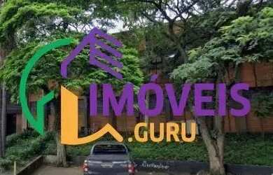 Imagem: O depósito possui 5 Vagas na garagem e 10000m² de Área e