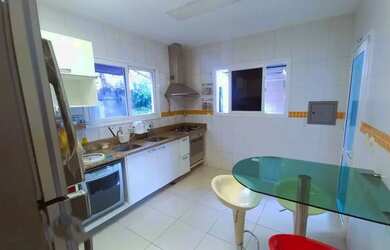 Imagem 11: Casa Triplex Mobiliada Climatizada no Condomínio Portugal Flores 370m² 4 Quartos 3 suítes