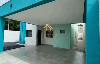 Imagem: A casa possui 3 Dormitórios, 1 Banheiro, 2 Vagas na garagem