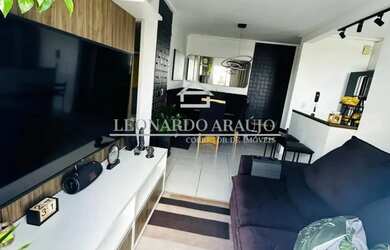 Imagem: O apartamento possui 3 Dormitórios, 2 Banheiros, 2 Vagas na