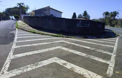 Imagem: O terreno possui 455m² de Área e está localizado em Nova