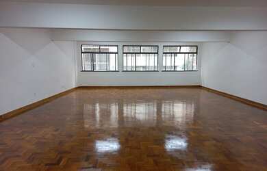 Imagem: O depósito possui 140m² de Área e está localizado em Centro