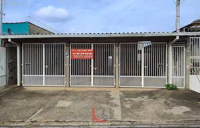 Imagem: A casa possui 2 Dormitórios, 1 Banheiro, 132m² de Área e