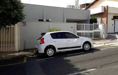 Imagem: O depósito possui 1 Vaga na garagem, 138m² de Área e está