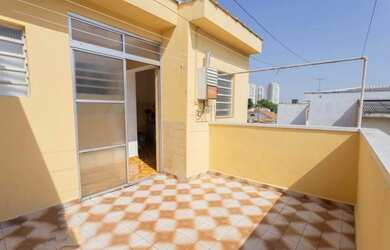 Imagem 6: Sobrado 02Quartos 02Vagas de Garag. 02Banheiros 01Salão de festas Cozinha...