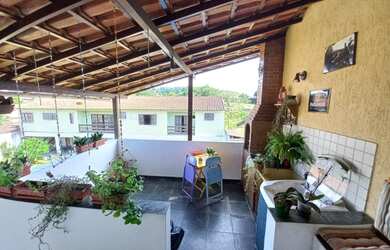 Imagem 13: Oportunidade para investidor ou família, ampla. 3 Casas mais 2 lojas