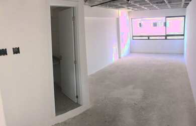 Imagem: O depósito possui 1 Vaga na garagem e 27m² de Área e está