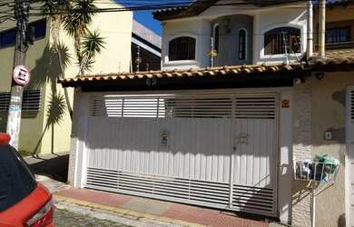 Imagem 1: Sobrado para Venda em Suzano, Vila Paiva, 4 dormitórios, 2 suítes, 4...