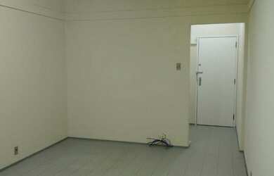 Imagem: O depósito possui 33m² de Área e está localizado em Riachuelo