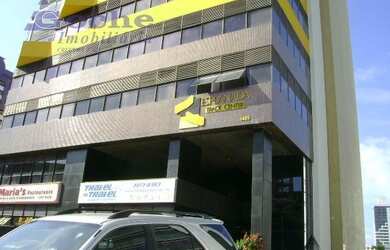 Imagem: O depósito possui 1 Vaga na garagem, 33m² de Área e está