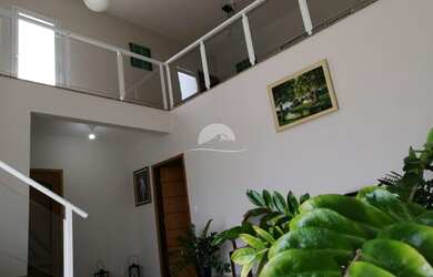 Imagem: A casa possui 5 Dormitórios, 5 Banheiros, 5 Vagas na garagem