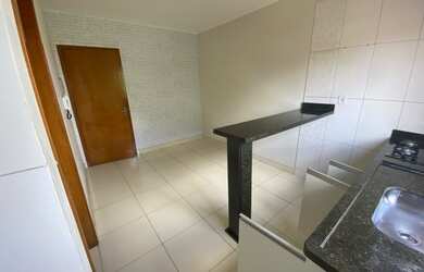 Imagem: A kitnet possui 1 Dormitório, 1 Banheiro, 1 Vaga na garagem