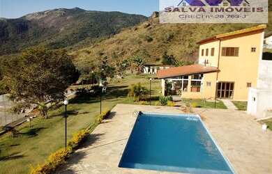 Imagem: A chácara possui 280m² de Área e está localizado em Portão