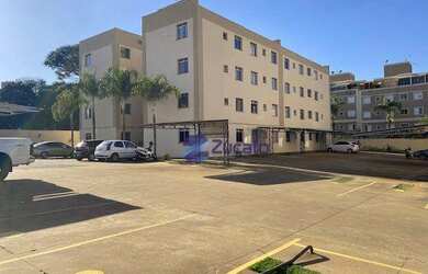 Imagem: O apartamento possui 2 Dormitórios, 1 Banheiro, 2 Vagas na