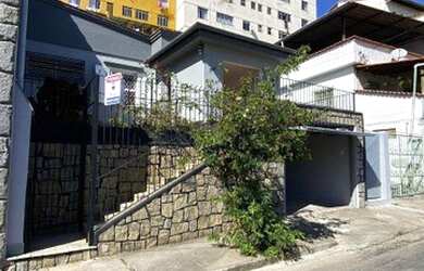 Imagem 3: Casa no Santa Catarina, rua plana, toda reformada, aquela casa aconchegante...