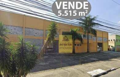 Imagem: O terreno possui 5.515m² de Área e está localizado em Água