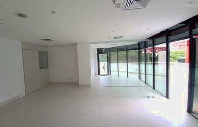 Imagem: O depósito possui 87m² de Área e está localizado em Barra