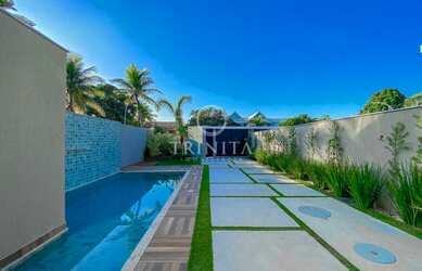 Imagem: A casa em condomínio possui 5 Dormitórios, 5 Banheiros, 2