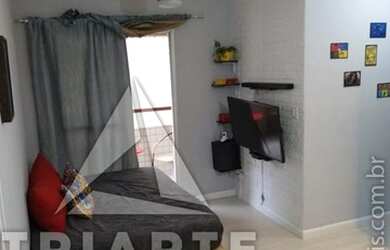 Imagem: O apartamento possui 2 Dormitórios, 1 Banheiro, 1 Vaga na garagem