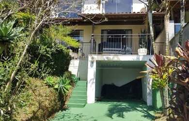 Imagem: A casa possui 1 Dormitório, 1 Banheiro, 102m² de Área e