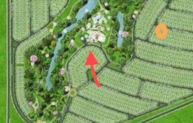 Imagem: O terreno possui 923m² de Área e está localizado em Centro