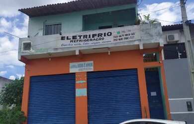 Imagem: O apartamento possui 2 Dormitórios, 1 Banheiro, 3 Vagas na