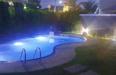 Imagem 3: Belíssima casa clean, no Golf Village Granja Viana