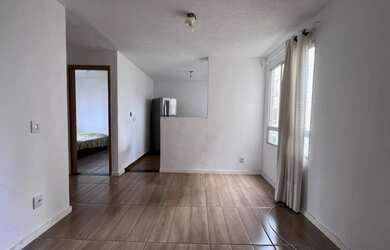 Imagem: O apartamento e possui 2 Dormitórios, Suítes, 1 Banheiro