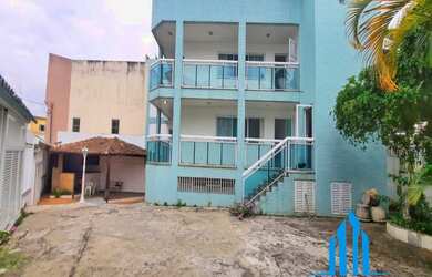 Imagem: A casa possui 5 Dormitórios, 5 Banheiros, 5 Vagas na garagem