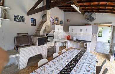 Imagem 9: Residencial - Centro. Piscina, Churrasqueira, Varandae350m² de Área