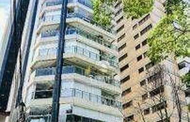 Imagem: O apartamento possui 3 Dormitórios, 5 Banheiros, 4 Vagas na