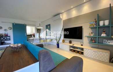 Imagem: A casa em condomínio possui 4 Dormitórios, 4 Banheiros, 3