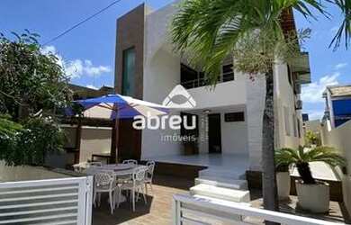 Imagem: A casa em condomínio possui 4 Dormitórios, 5 Banheiros, 4