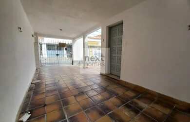 Imagem: A casa possui 2 Dormitórios, 2 Banheiros, 2 Vagas na garagem