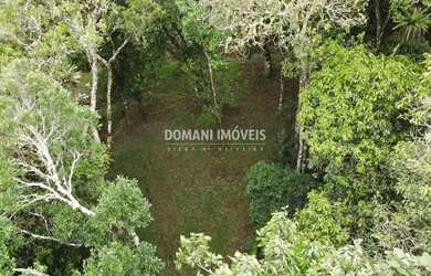 Imagem: O terreno possui 2.370m² de Área e está localizado em Vila