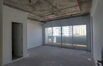 Imagem: O depósito possui 1 Vaga na garagem, 35m² de Área e está