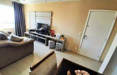 Imagem: O apartamento possui 3 Dormitórios, 2 Banheiros, 1 Vaga na