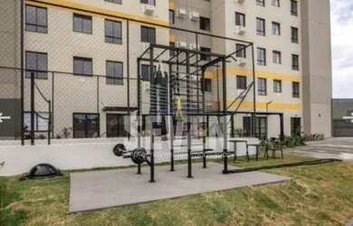 Imagem: O apartamento possui 2 Dormitórios, 1 Banheiro, 1 Vaga na garagem