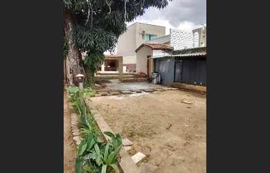 Imagem: A casa em condomínio possui 1 Dormitório, 1 Banheiro, 289m²