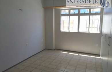 Imagem 5: Apartamento espaçoso e bem localizado no bairro Joaquim Távora