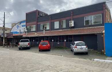 Imagem: O depósito possui 722m² de Área e está localizado em Cordeiros