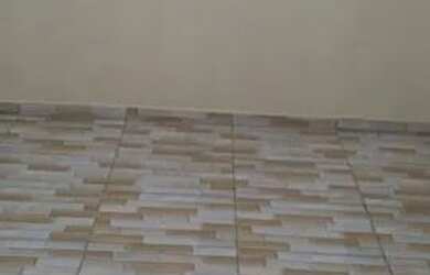 Imagem 2: ALUGO CASA NOS FUNDOS. Área de serviço, 50m² de Área, 1 Banheiroe2...